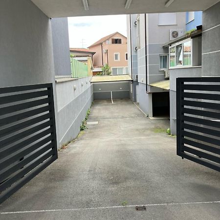 Apartment Capriati With Parking Garage Умаг Екстер'єр фото